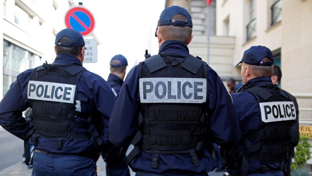 Fransada polis əməkdaşlarına hücum olub, ölən və yaralanan var
