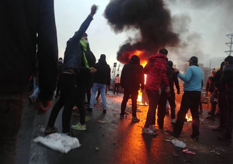 Tehranda aksiyalar zamanı 3 asayiş keşikçisi ölüb