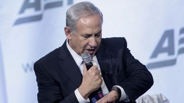 Netanyahu səhnədən birbaşa sığınacağa təxliyyə edildi