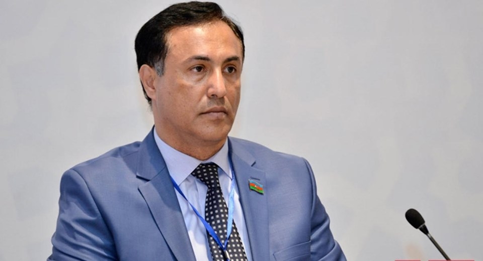 “3 qiymətlə oxuyan gənclər potensial terrorçudurlar” – Elman Nəsirovdan növbəti ŞOK FİKİR