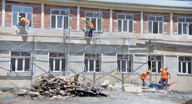 Bu il yeni məktəb binaları tikiləcək ərazilər açıqlandı