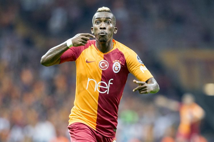 “Qalatasaray” nigeriyalı futbolçunu yenidən icarəyə götürüb