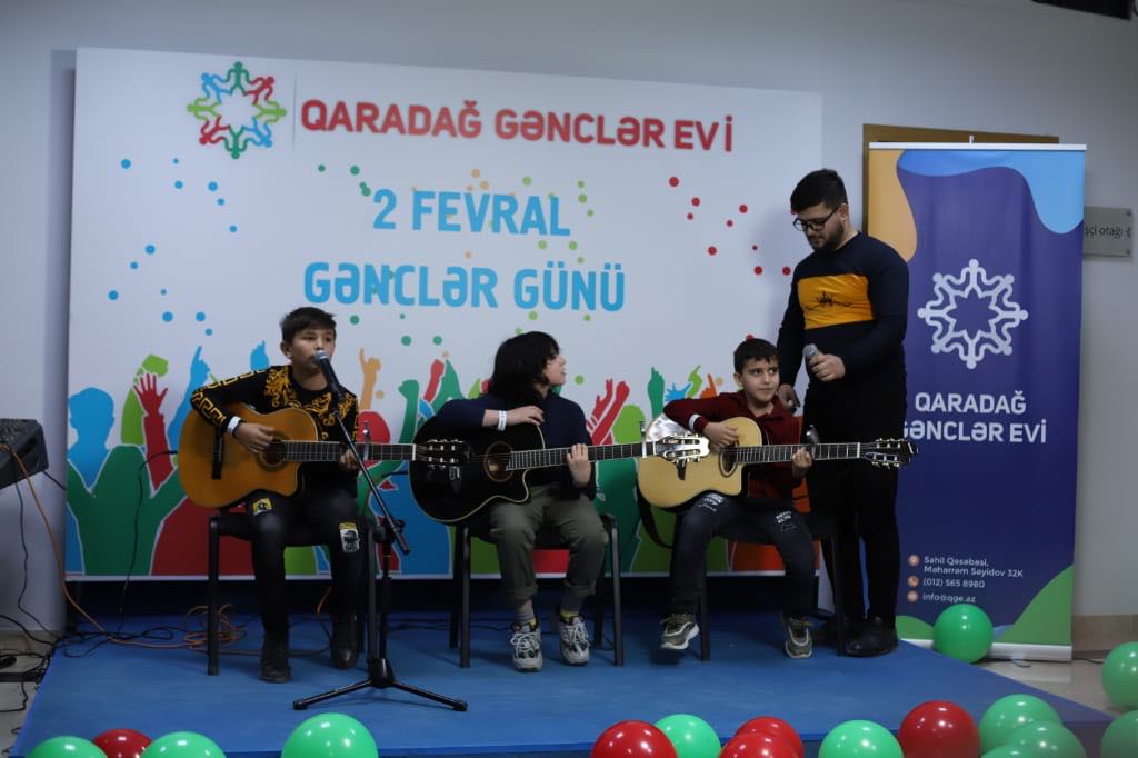 Qaradağ Gənclər Evində möhtəşəm bayram festivalı