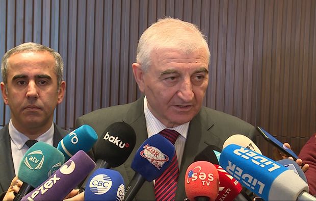 Məzahir Pənahov çağırış etdi: “Kimin əlində fakt varsa, onları təqdim etsin”