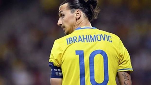 Zlatan İbrahimoviç futbolla vidalaşa bilər