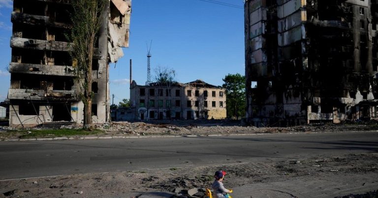 Ukraynanın Xarkov şəhərinə hücum zamanı ölənlərin sayı 17 nəfərə çatıb, onlarla yaralı var